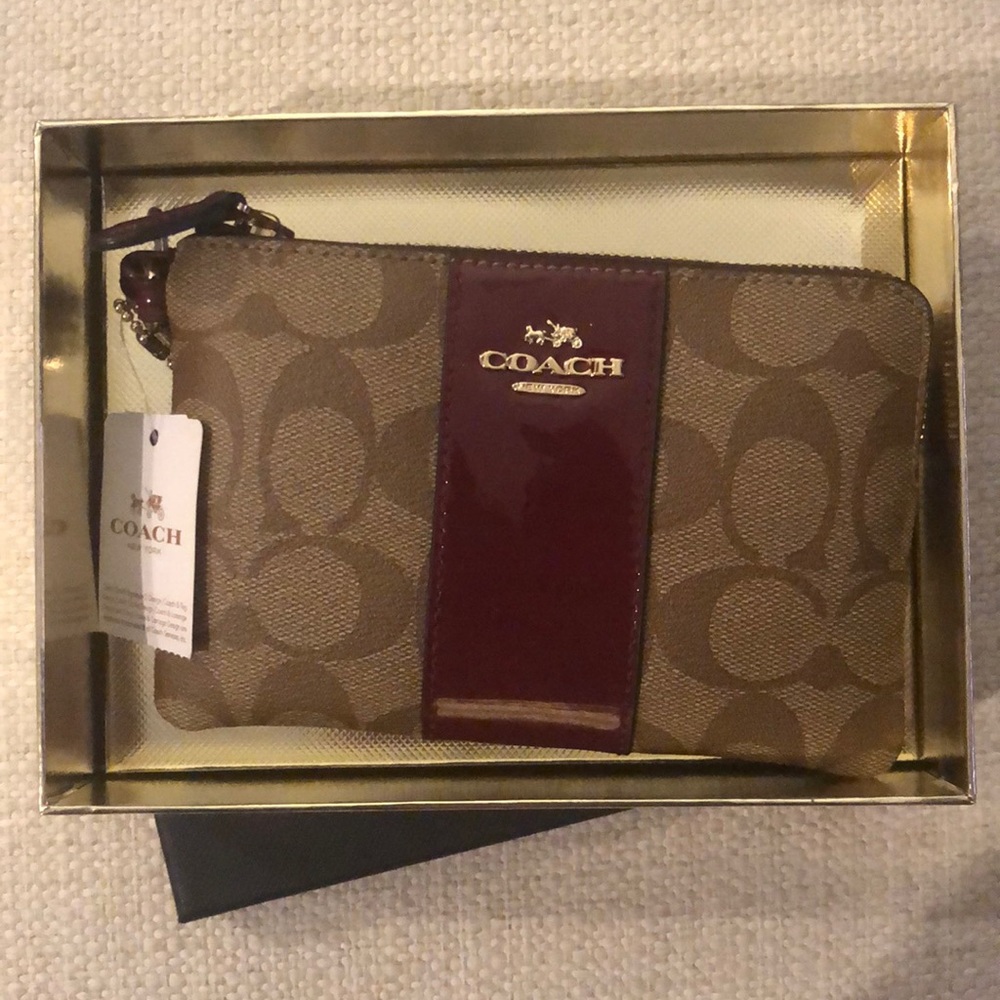 NWB Coach Leather Khaki/Burgundy Wristlet